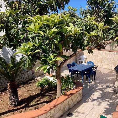 Trullo Il Nespolo Apartamento Alberobello Exterior foto
